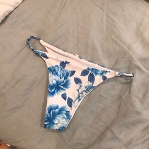 Bikini bottoms
